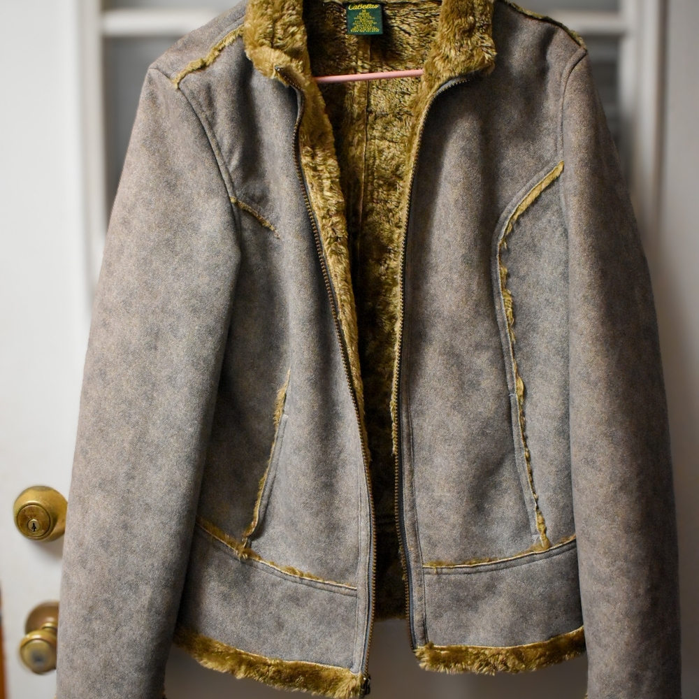 Women's Cabelas Faux Fur Lined Jacket - M